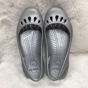 CROCS GIRLS SZ 2 | WOMEN SZ 4